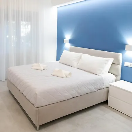 Aura - Santa Croce In Gerusalemme Rom