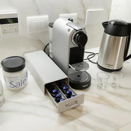 Aura - Santa Croce In Gerusalemme * Rom