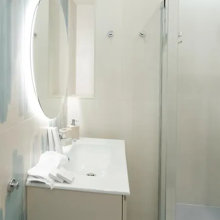 Aura - Santa Croce In Gerusalemme * Rom