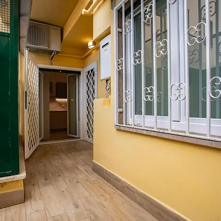 Apartment Aura - Santa Croce In Gerusalemme Rom